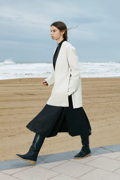 Look 8